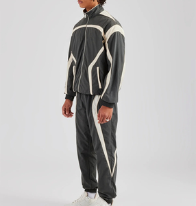 Conjunto de diseño personalizado cortavientos para adultos, chándales informales multicolor de talla grande, trajes cortavientos para niños al por mayor para el invierno - Product Image 3