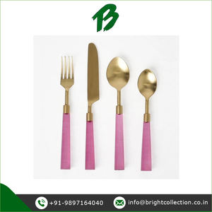 Juego de cubiertos de acero inoxidable Juego de cubiertos de oro con mango de resina de la mejor calidad disponible para compradores a granel a un precio confiable - Product Image 3