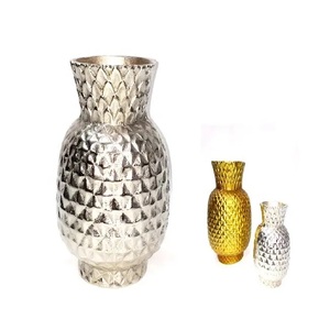 Florero de aluminio niquelado con acabado dorado brillante, estilo americano moderno, personalizado, de lujo, elegante, en oferta, para el hogar, bodas y flores. - Product Image 2