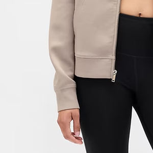 Sweat-shirt pour femme en tissu épais uni avec cordon de serrage et capuche, vêtement décontracté à prix avantageux pour les commandes en gros avec fermeture éclair - Product Image 4