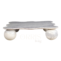 Table basse sculpturale moderne en marbre naturel ORRIS LIVING avec plateau incurvé artistique et pieds ronds en forme de boule, meubles de luxe pour salon