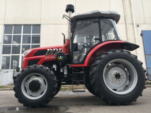 Tracteur agricole à roues de 20 CV 4x4 pour machines agricoles - Product Image 1