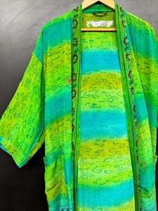 Robe kimono élégante en soie faite à la main, en crêpe, pour femme, été/printemps, motif floral, pour les vacances, la plage, la détente, cadeau pour elle - Product Image 2