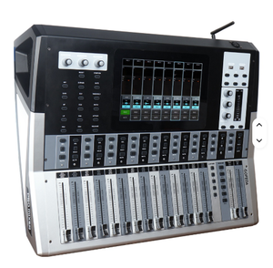 Console de mixage numérique professionnelle Mixer Pro 32 canaux avec carte son intégrée et interface USB affichant l'audio et la vidéo - Product Image 2