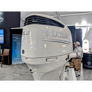 Moteur marin Suzuki DF300AP X 2026, 4 temps, pour bateau - NEUF avec logo/design graphique - Product Image 1