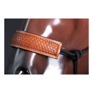 Muserolle en cuir pliée classique avec logo personnalisé pour l'équitation et la conduite - Product Image 3