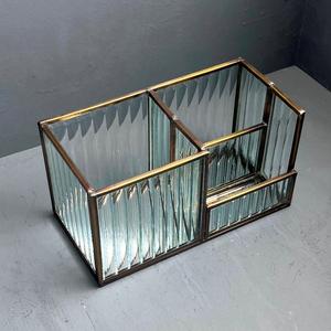 Organisateur de table décoratif pour organiser les cosmétiques, les bijoux et le maquillage - Product Image 2