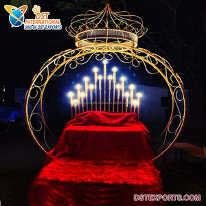 Décoration de Table traditionnelle, Surahi doré et Base en FRP, Surahi doré pour décoration de Table, fibre attrayante pour décoration - Product Image 6