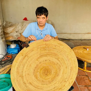 Plateau de service de style fleur en rotin tissé à la main plateau en osier ottoman décoratif poignées Table basse décoration de vacances Viet Nam - Product Image 6