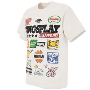 T-shirt graphique patchwork pour homme, manches courtes, coton, streetwear, tee-shirt vintage, logos inspirés, mode décontractée, haut pour tous les jours - Product Image 3