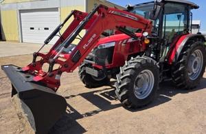 Massey Ferguson 4710M 'd2' รถตักดินเครื่องจักรการเกษตรที่มีประสิทธิภาพสูง - Product Image 4
