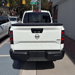 Nissan Frontier SL 1 2024 USADO EN BUEN ESTADO - Product Image 3