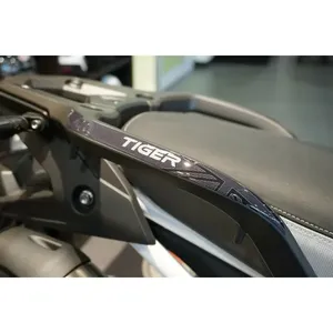 Adesivi Protettivi 3D per Manubrio per Moto Triumph Tiger 850 900 1200 - Product Image 1
