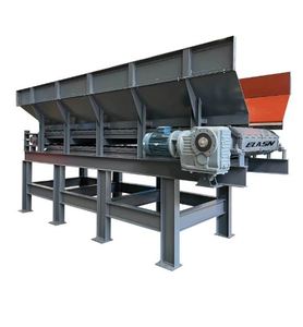 Alimentateur à plaques à chaîne robuste FR ENGIMECH de haute qualité, capacité durable, best-seller, 600 kg, dernière technologie - Product Image 1