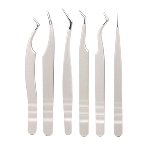 Pince à cils professionnelle en acier inoxydable à 90 degrés | Antistatique Durable | Marque personnalisée disponible | Vente en gros LASHMETICS - Product Image 3