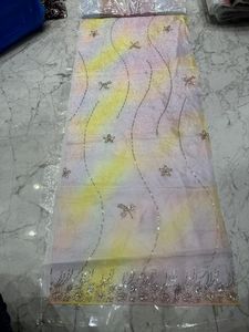 Tissu jacquard en soie 100% premium avec perles faites à la main, matériau de luxe pour les saris, les lehengas, les robes, la mode nuptiale 2025 - Product Image 3