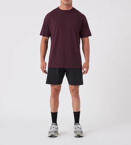 T-shirt Premium Oversize à Épaules Tombantes en Coton Lourd de Luxe, Modèle Streetwear Vierge pour Homme - Product Image 1