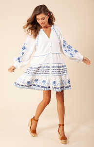 Minivestido bohemio elegante de manga larga de algodón bordado para mujer - Product Image 2