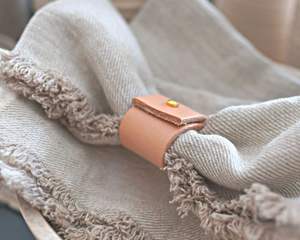 Servilleteros de cuero de alta calidad para casas de lujo, restaurantes y arreglos de mesas de boda con acabado natural - Product Image 4