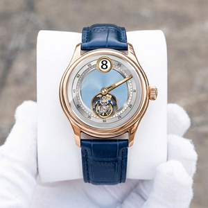 นาฬิกาอัตโนมัติ Flying Tourbillon หน้าปัดสีฟ้าอมเขียว ระบบ Jumping Hour ตัวเรือนสแตนเลส กระจกแซฟไฟร์ กลไกจักรกล  รับผลิตแบบ OEM ODM พร้อมสลักโลโก้ - Product Image 2