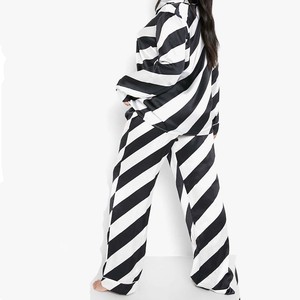 Conjuntos de ropa de dormir elástica térmica con cuello en V para mujer al por mayor, pijamas de colores por sublimación, camisones, ropa de dormir para mujer - Product Image 5