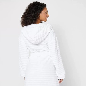 2026 New Arrivals High Quality Vintage Breathable <b>Waffle</b> Soft Plus Size Elegant Bathrobe for Women Solid Front Logo Spring - Product Image 3