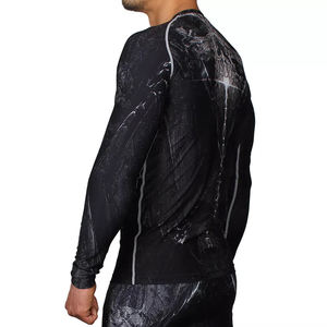 RashGuard de haute qualité pour hommes Durable, confortable et respirant pour les activités sportives et nautiques T-shirts pour hommes - Product Image 3
