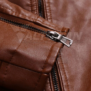 แจ็คเก็ตหนังผู้ชาย สไตล์แบรนด์ส่วนตัว แจ็คเก็ตหนังผู้ชาย รับผลิตแบบ OEM แจ็คเก็ตหนังผู้ชายระบายอากาศได้ดี - Product Image 6