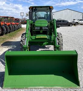 Tractores John Deere Usados de 90HP 4WD para Agricultura con Motor Cummins, Caja de Cambios, Bomba y Máquina Rotatoria - Product Image 5