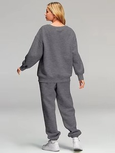 Ensemble survêtement décontracté deux pièces pour femme, en molleton polaire polyester/coton éponge 320g, de haute qualité, personnalisé OEM, couleur unie, idéal pour l'hiver - Product Image 3