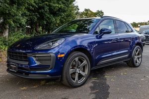 รถ SUV ปี 2022 M-ACAN AWD สภาพดีเยี่ยม เกียร์อัตโนมัติ 7 สปีด เครื่องยนต์เสียงดี 2 ลิตร I4 261 แรงม้า - Product Image 6