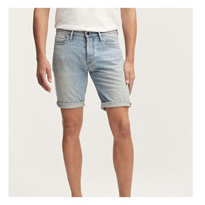 Shorts Bermuda Clásicos para Hombre, Corte Slim Fit, Estilo Desgastado Oscuro, Transpirables, en Mezclilla Azul Medio con Patrón de Reparación Desgastada, Venta al Por Mayor - Product Image 3
