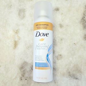 Champú Seco Dove Refresh+Care, Volumen y Plenitud, Champú Seco Dove Care Between Washes Ultra Clean, 5 oz, Ingredientes - Product Image 4