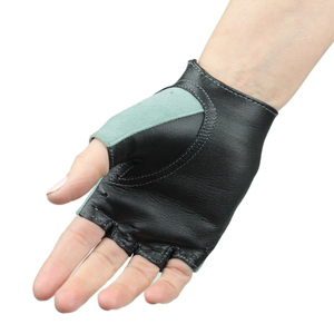 ถุงมือกีฬาขับรถแบบไม่มีนิ้ว หนังน้ำหนักเบา ปรับสายรัดข้อมือได้ กันน้ำ ระดับพรีเมียม ใช้ได้ทั้งชายและหญิง รองรับการสัมผัสหน้าจอ - Product Image 5