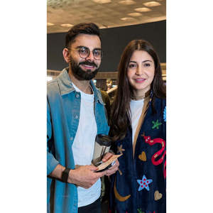 Blouson bomber en cuir de peau de mouton matelassé court, réversible, à imprimé animalier, avec broderie Suzani faite main en velours bleu nuit - Product Image 2