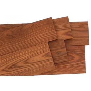 Bois rond de frêne blanc, scié et lamellé, décapé, pour l'œuvre de construction et le bois d'œuvre, poutres, poteaux - Product Image 1