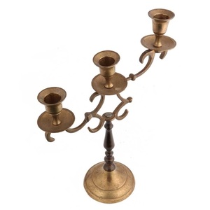 Support de bougie en métal avec finition nickelée et perles de cristal, design moderne, pour célébrations royales à prix abordable - Product Image 3