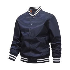 Veste de baseball en satin personnalisée, vente chaude, style classique décontracté, confortable, grande taille, logo personnalisé, streetwear, vestes universitaires pour hommes - Product Image 3