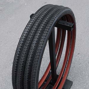 Neumático de Bicicleta Urbana KUMATIRE KB202B, 22, 24, 26, 27, 28 Pulgadas, Banda de Rodadura Cruzada, Neumático de Bicicleta de Carretera de Goma Resistente Tipo Tubo - Product Image 2