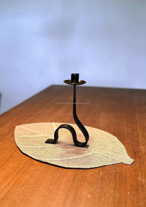 Chandelier en métal forgé bougeoir noir bougeoir en fer forgé de type S bougeoir style serpent cadeau pour la maison - Product Image 5