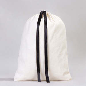 Bolsa de Tela de Algodón Natural de 12 x 16 con Cinta Negra y Logotipo Personalizado Serigrafiado para Comestibles, Pulseras, Ropa, Relojes y Manualidades - Product Image 1