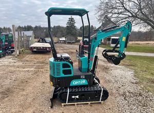 ENVÍO GRATIS AGT QH12R EPA CE Motor 1,2 Ton 13.5HP mini excavadora Eaton Cilindro hidráulico Núcleo Motor Bomba Caja de cambios Engranaje PLC - Product Image 4