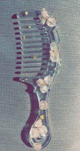 หวีตัดผมระดับมืออาชีพ หวีตัดผมสำหรับช่างตัดผมมืออาชีพ ใช้สำหรับจัดแต่งทรงผมในร้านทำผม ผลิตจากวัสดุเรซิน - Product Image 5