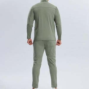 Conjunto Deportivo Personalizado para Hombre con Logotipo, Transpirable, Absorbente de Humedad, con Tela de Secado Rápido y Elástica - Product Image 2