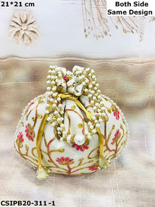 Bolsa Potli bordada India hecha a mano, ideal para regalos de boda, devolución de regalos y celebración de momentos especiales. - Product Image 2