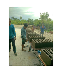 Máquina Automática para Fabricar Bloques de Hormigón, Máquina Multifuncional para Hacer Bloques y Ladrillos de Cemento, Precio en Pakistán 3500 - Product Image 6