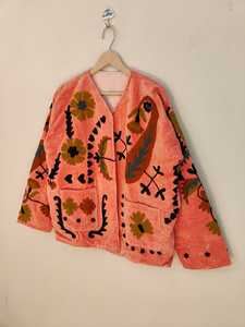 Veste en velours brodée Suzani, faite à la main, motif floral bohème, manteau vintage tribal, vêtement extérieur unique, veste artisanale distinctive - Product Image 5