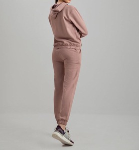 Ensemble de survêtement polaire personnalisé avec logo OEM style 2026 pour femme – Ensemble de jogging tendance à capuche pour l'entraînement hivernal - Product Image 4
