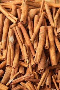 แท่งอบเชยกลิ่นหอมธรรมชาติคุณภาพสูง100% รสชาติเข้มข้นผลิตภัณฑ์ทางการเกษตร - Product Image 4