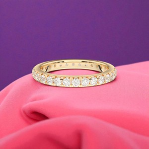 Moissanite Diamant 1.26 Carat Forme Ronde Full Eternity Pave Set Bague de Mariage en Argent | Qualité E-F/VVS-VS | Pour elle - Product Image 3